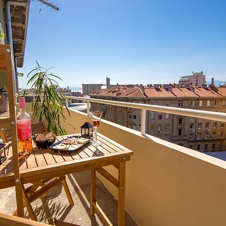 Balcony Apartment Pampas Rijeka Eksteriør billede