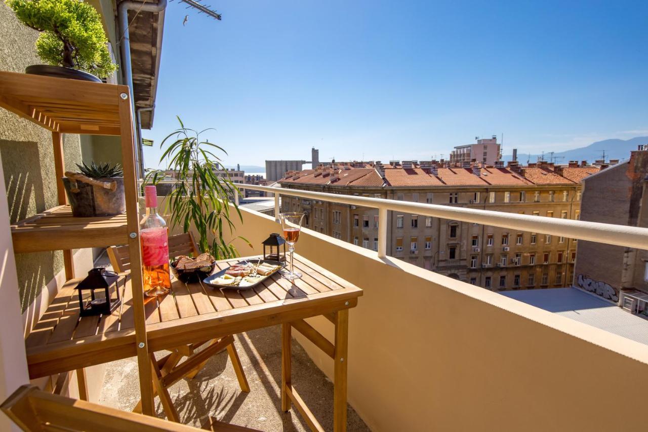 Balcony Apartment Pampas Rijeka Eksteriør billede