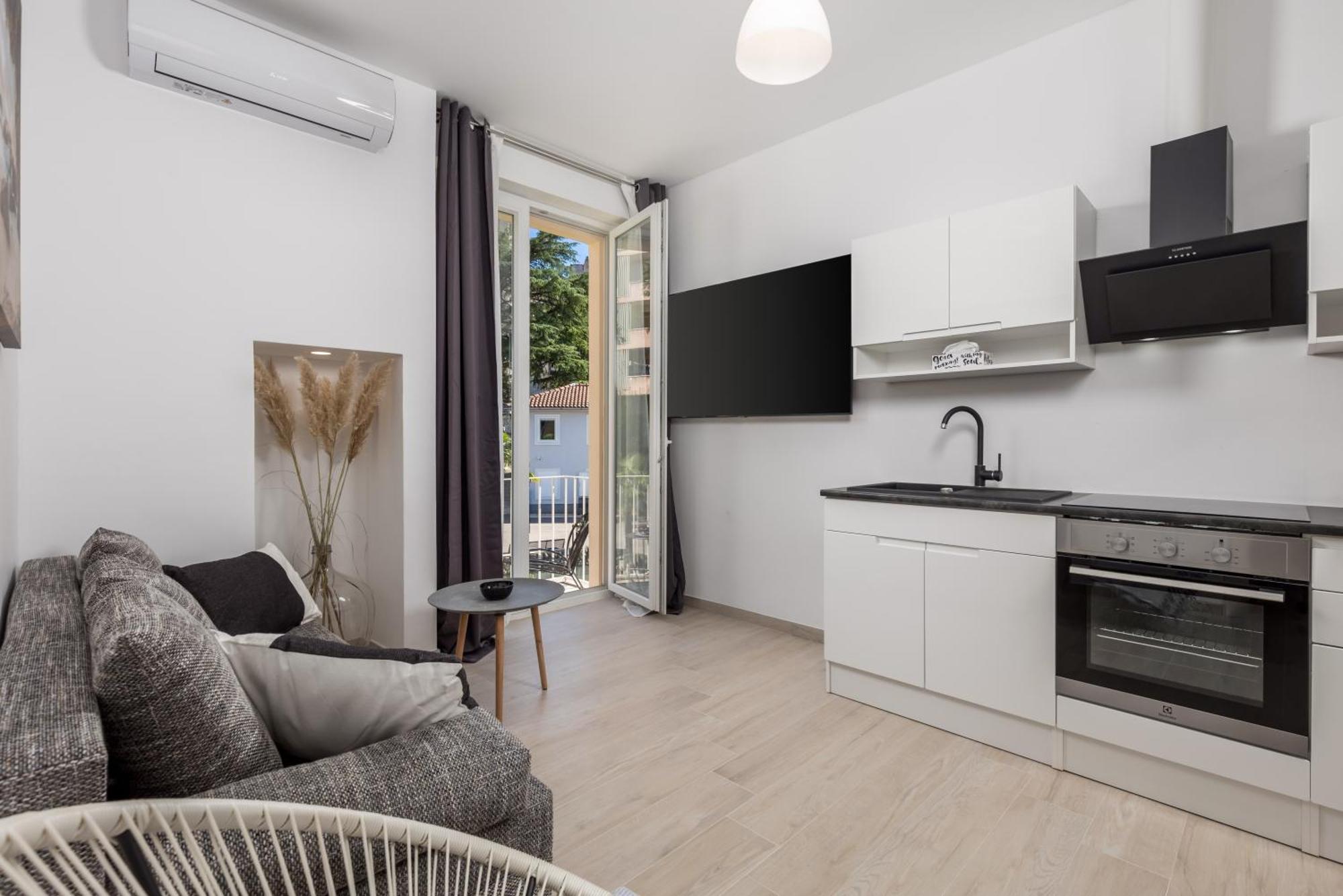 Balcony Apartment Pampas Rijeka Eksteriør billede